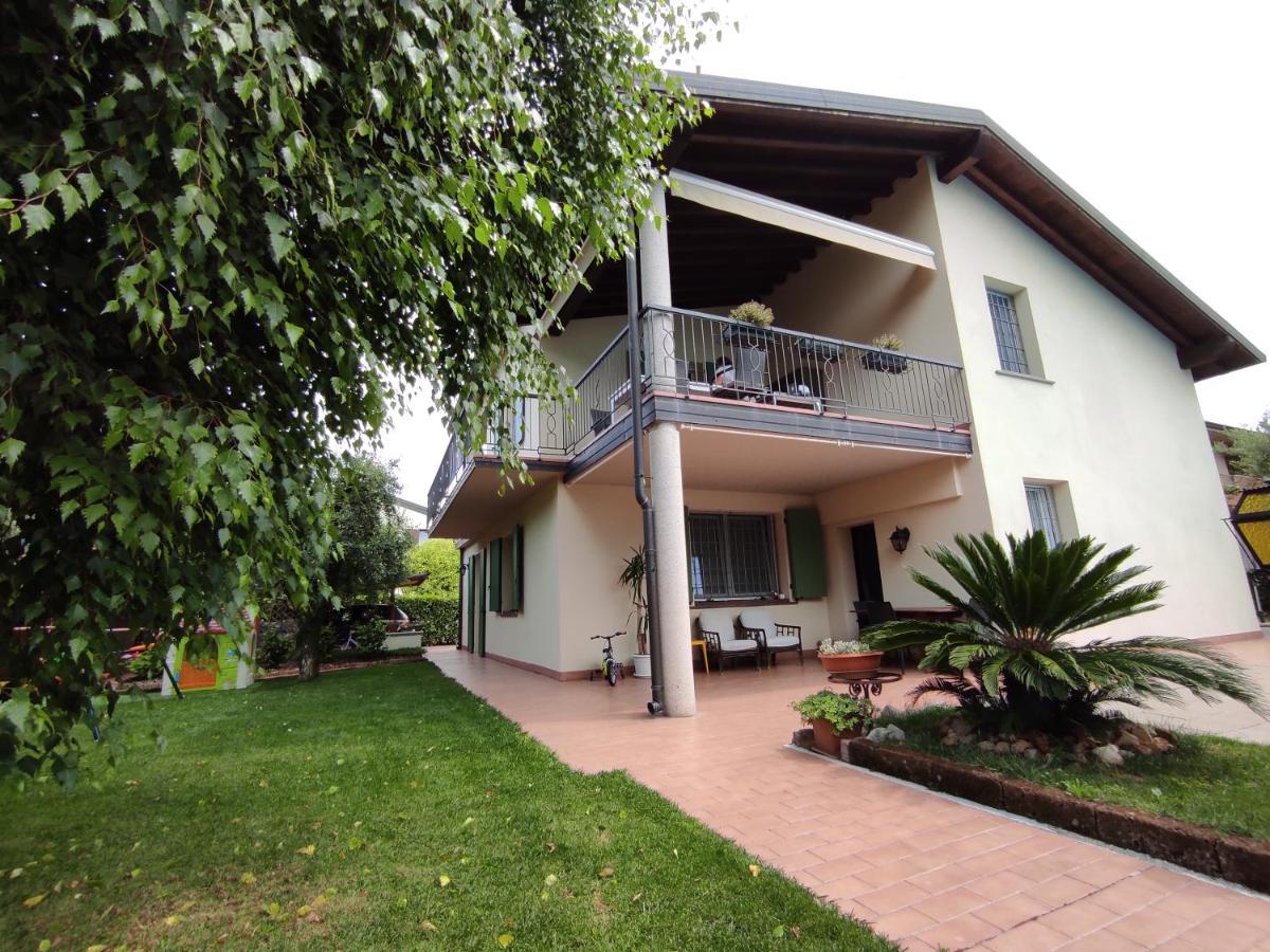 ديسينسانو ديل غاردا Maison N&M المظهر الخارجي الصورة